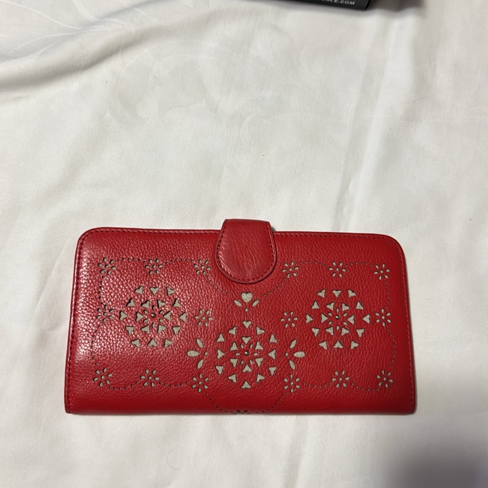 (M) rare Vtg Brighton Paris Red Women's large leather Clutch Wallet. - Picture 2 of 8